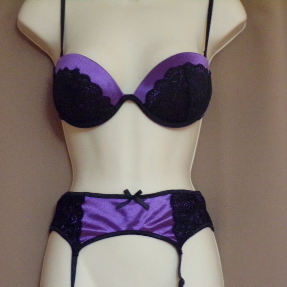 Sexy Native Intimates Purple and Black Bra Size 36B and Matching Garter Belt set